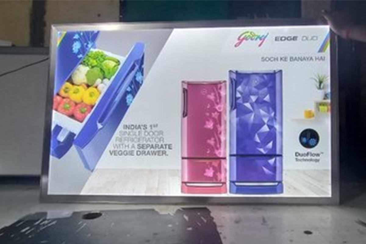 Slim Aluminum Clip On LED Backlit Frame